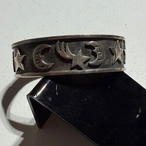Taxco Sterling Silver Celestial Stars and Moon Cuff Bracelet 6.75" 32.6g (2)